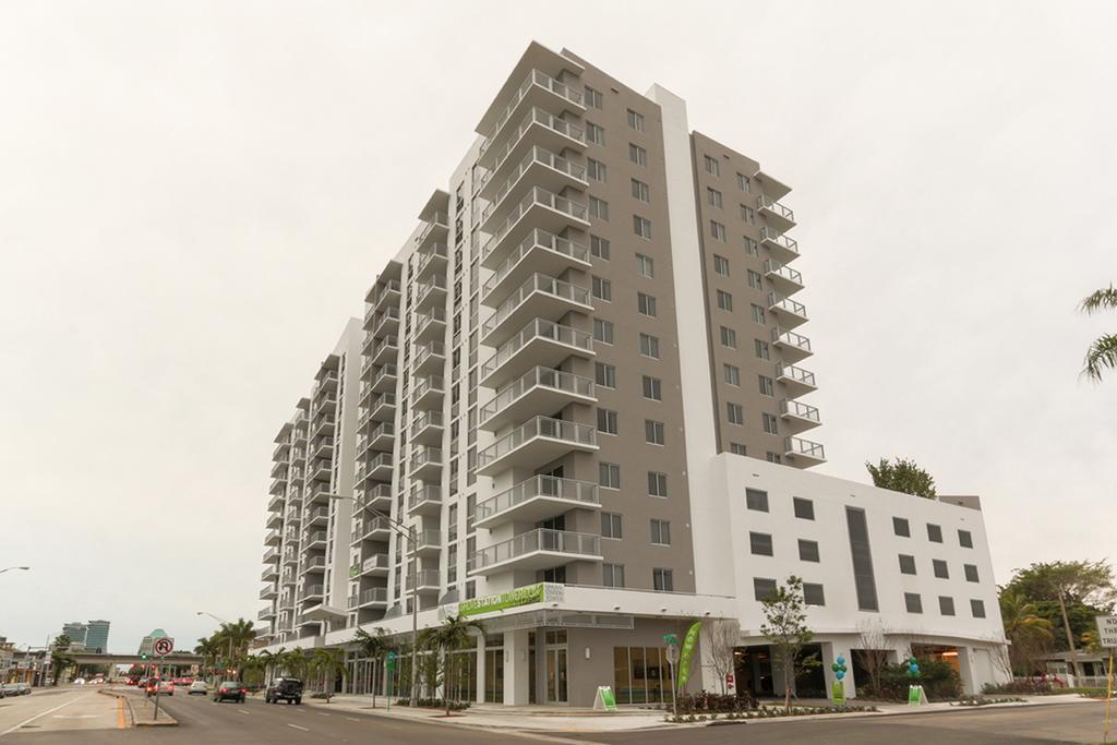 Pelicanstay In Coconut Grove Miami Coral Gables Exterior photo